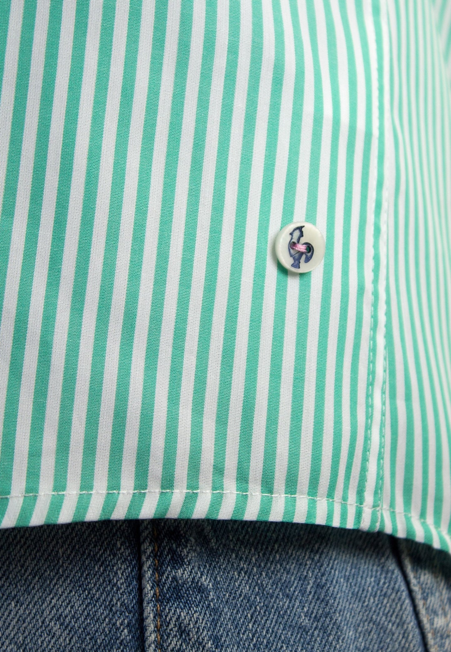 Camisa de rayas verdes