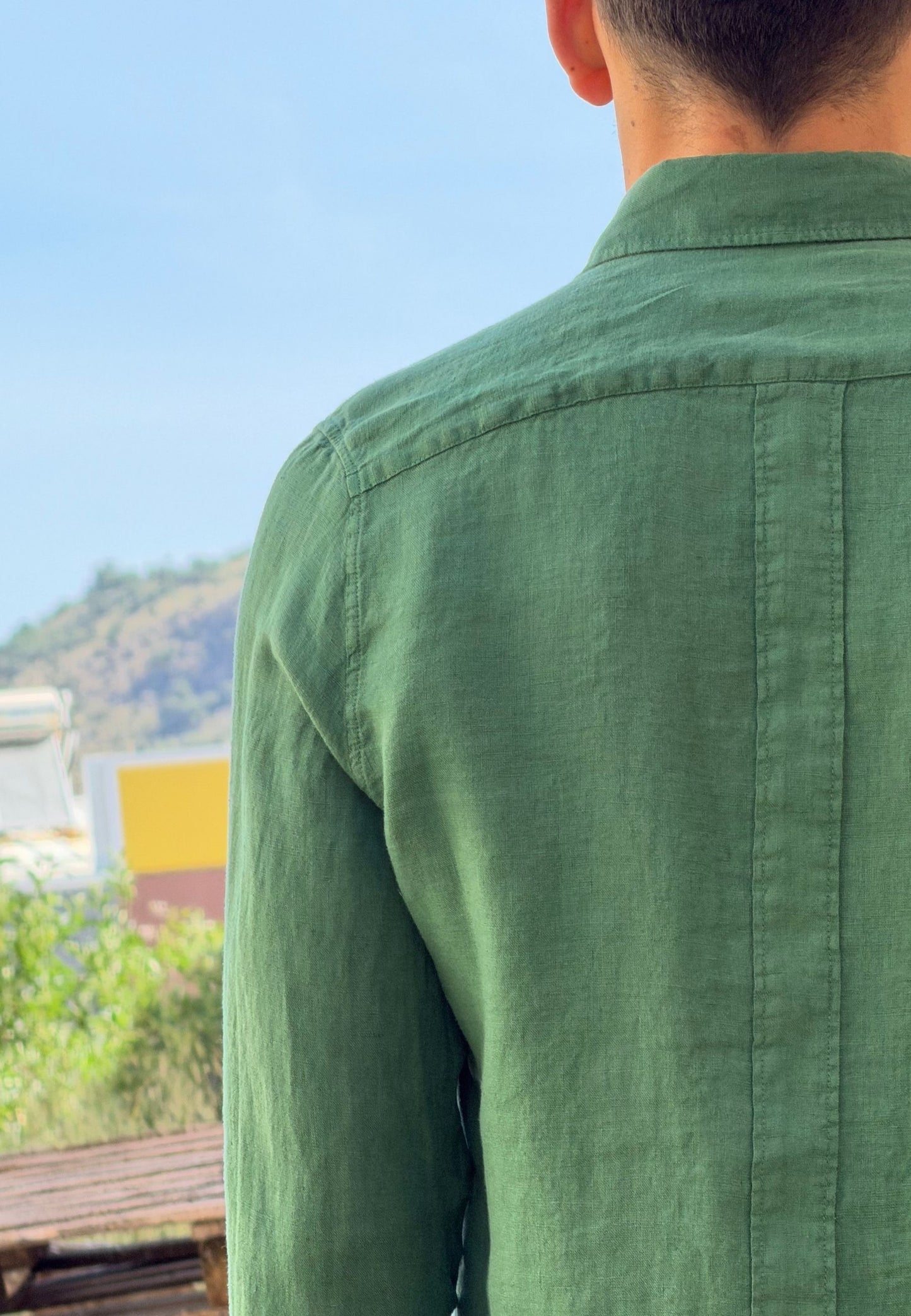 Camisa sahariana de lino verde