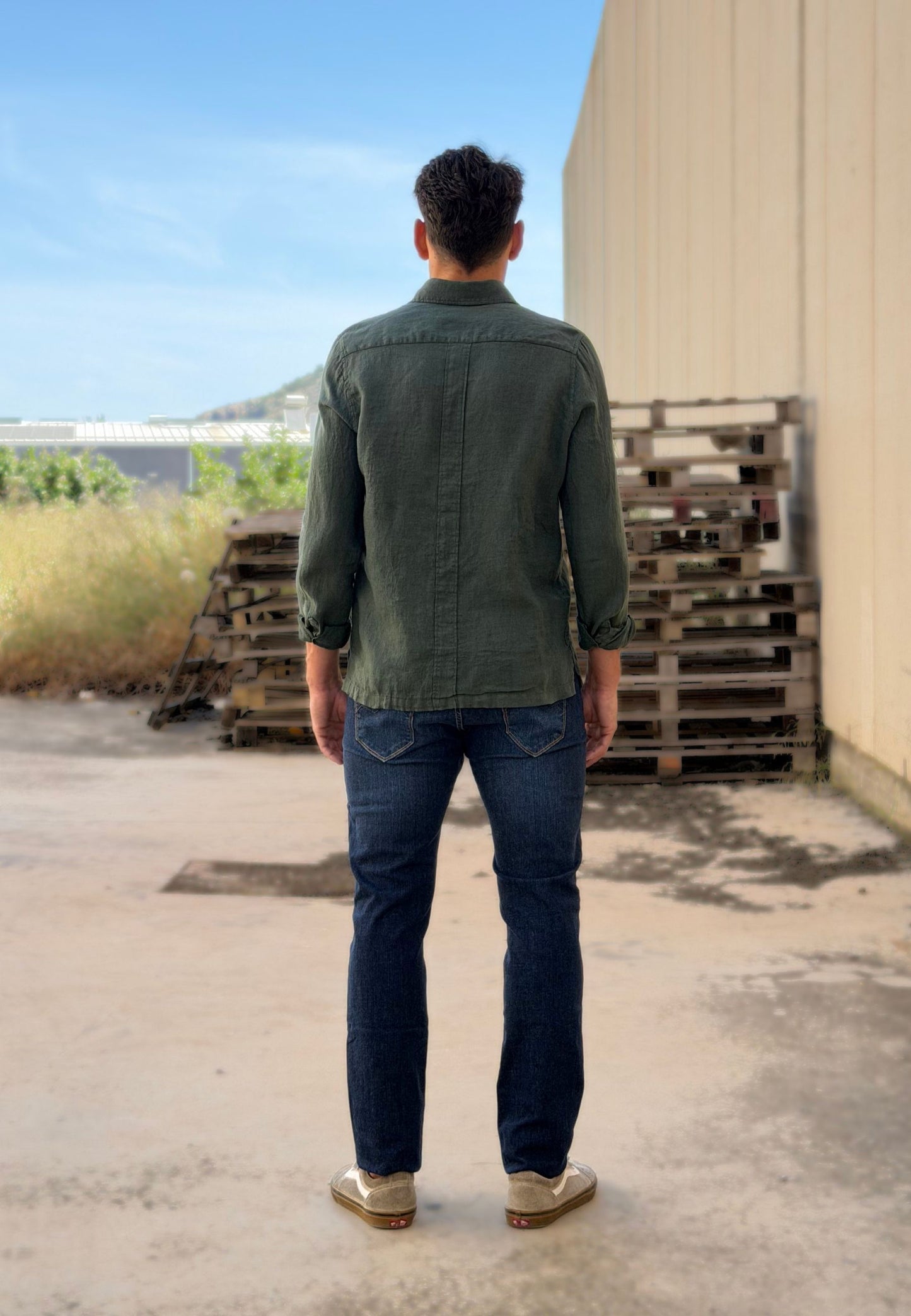 Camisa sahariana de lino kaki