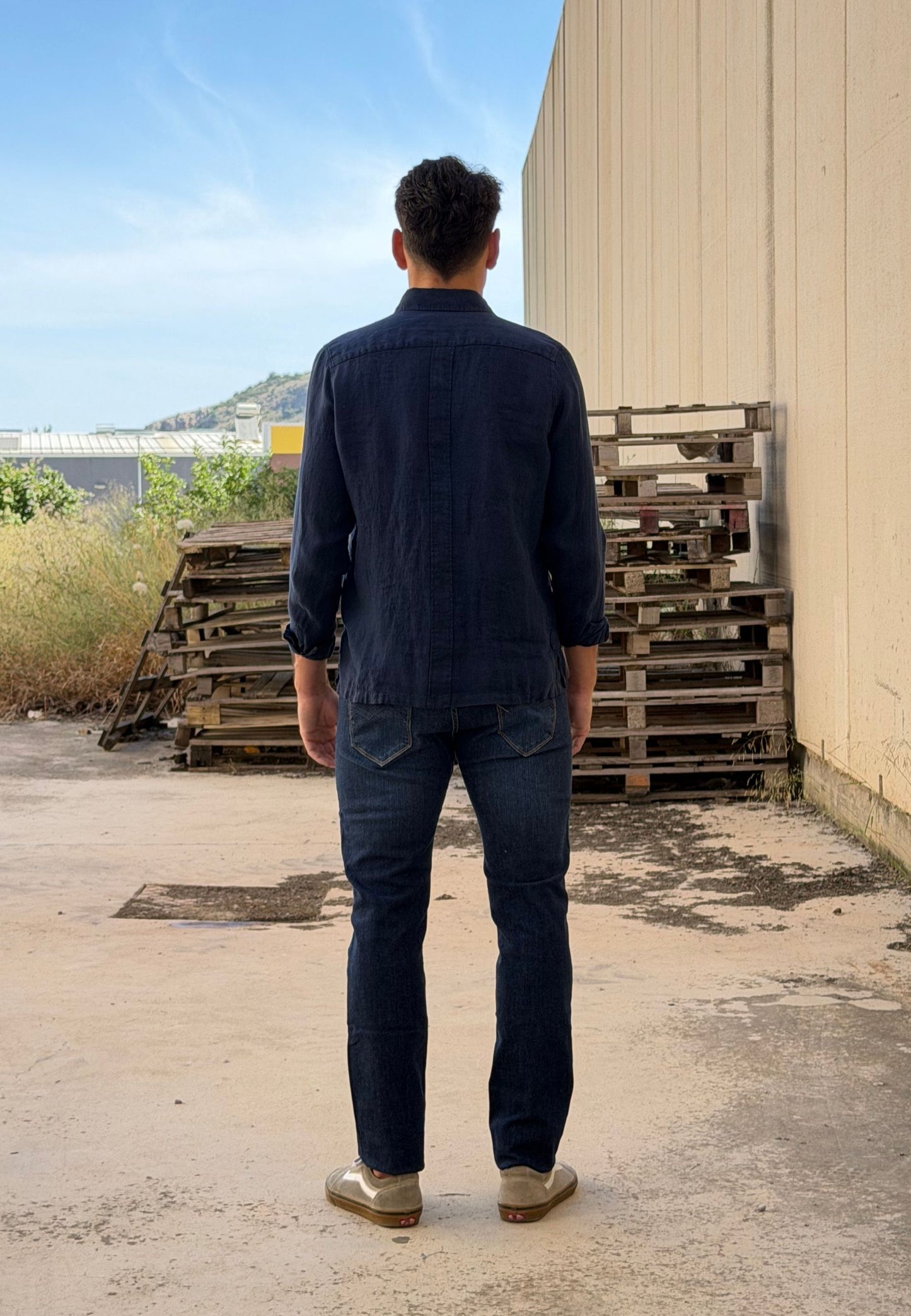 Camisa sahariana de lino azul marino