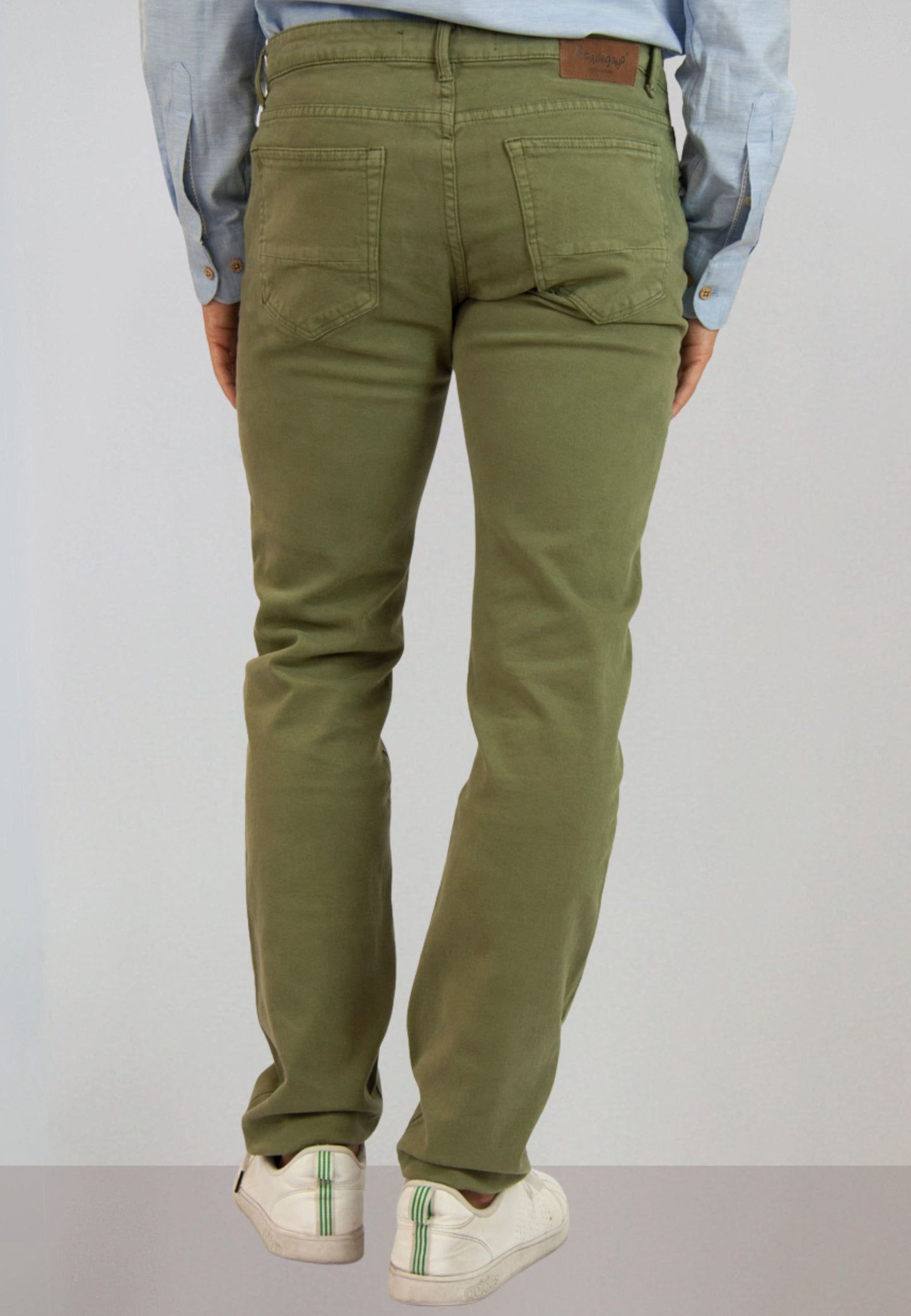 Jeans foncés pour hommes