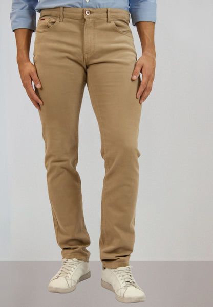 Jeans foncés pour hommes