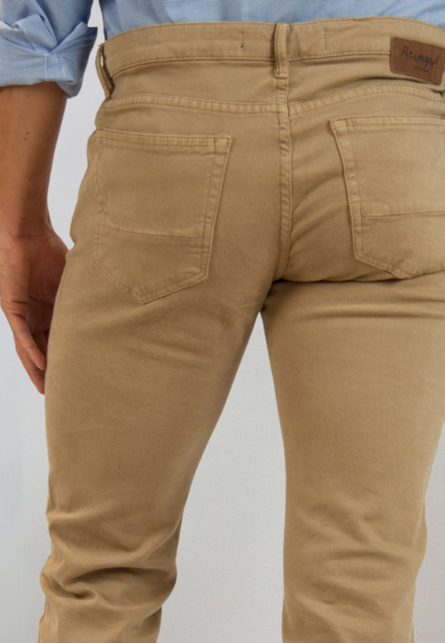 Jeans foncés pour hommes