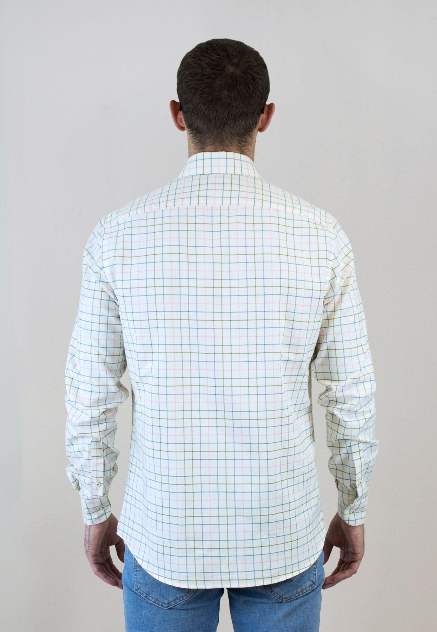 Camisa de cuadro en tonos crudos