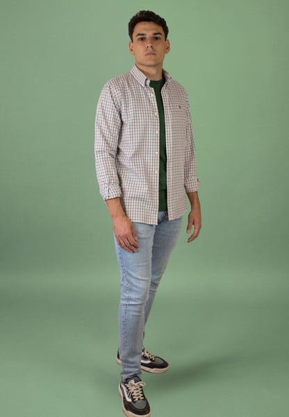 Camisa de cuadros verdes y rojos