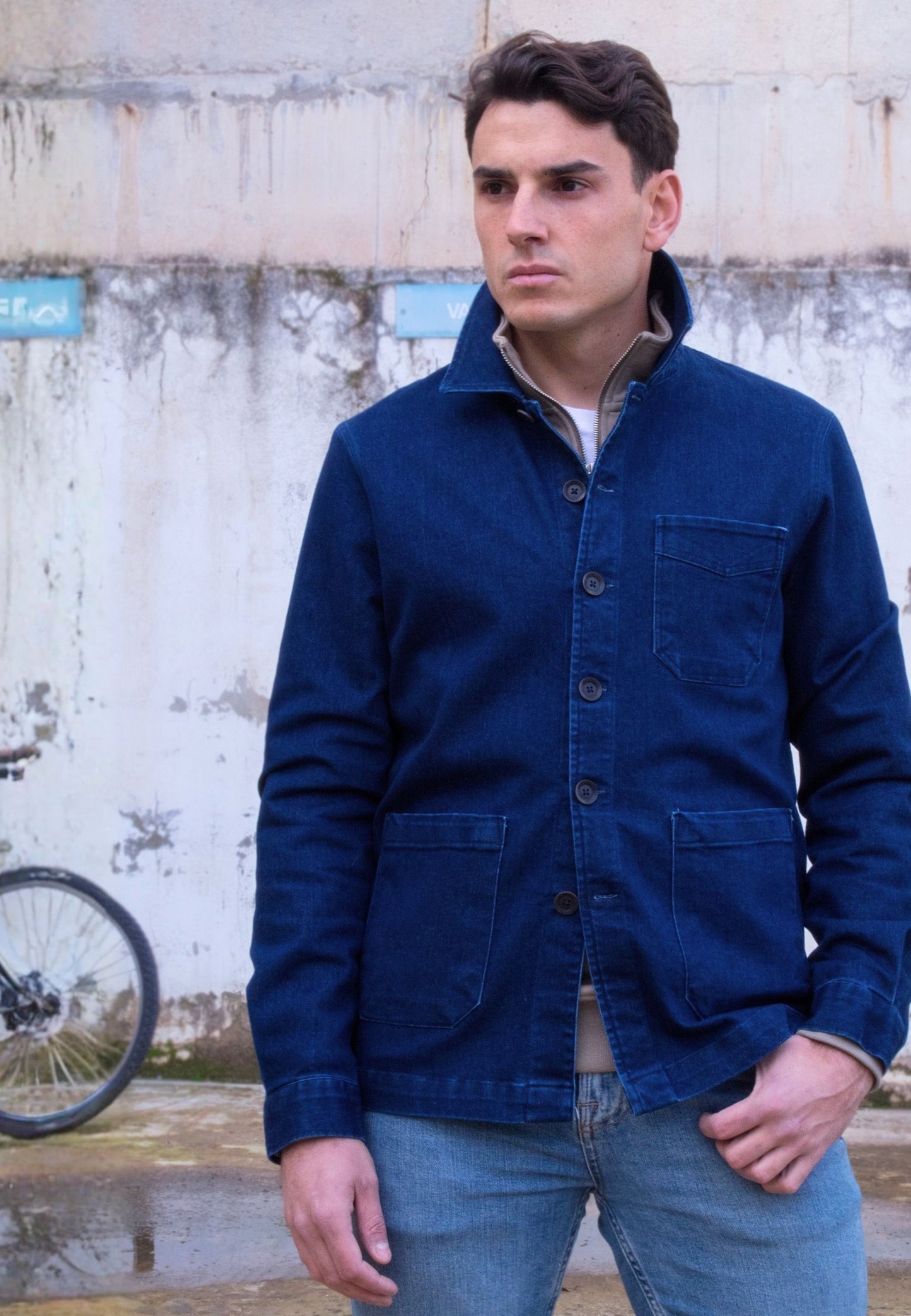 Sobrecamisa denim con bolsillos