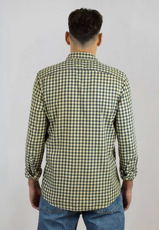 Camisa de franela a cuadros mostaza