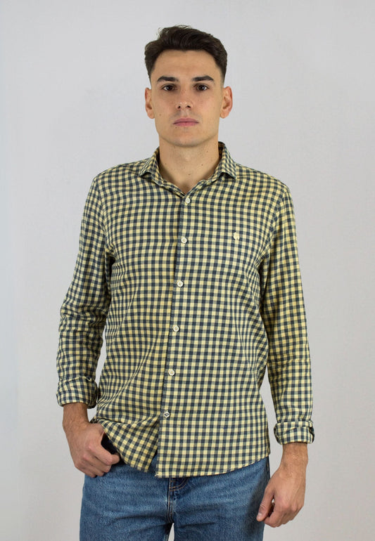 Camisa de franela a cuadros mostaza